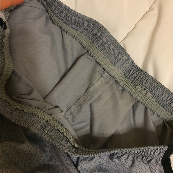 Nike running shorts SET of 2 - Picture 7 of 8